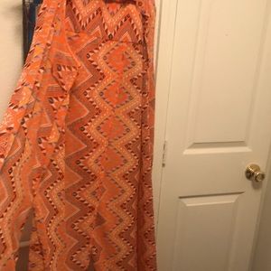 This is a cardigan from the brand Mileage in a size 1X.